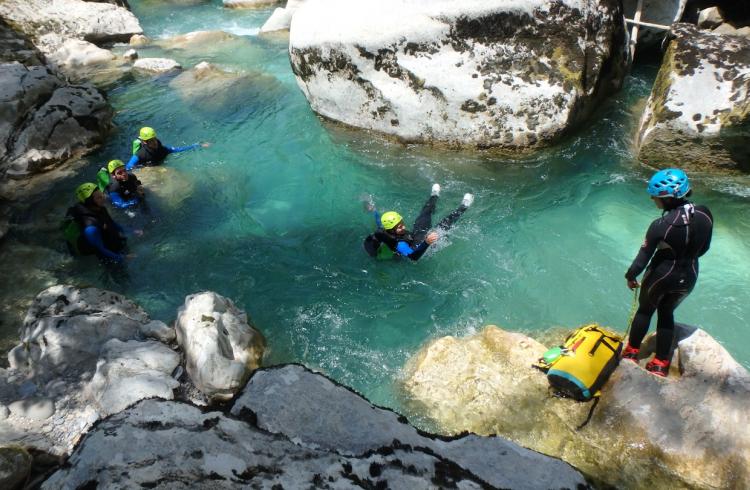 Canyoning avec Rocksiders - Dans la rivière