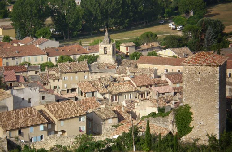 Vue sur les toits de la ville - 