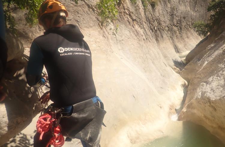 Canyoning dans le Riolan avec ROCKSIDERS - 