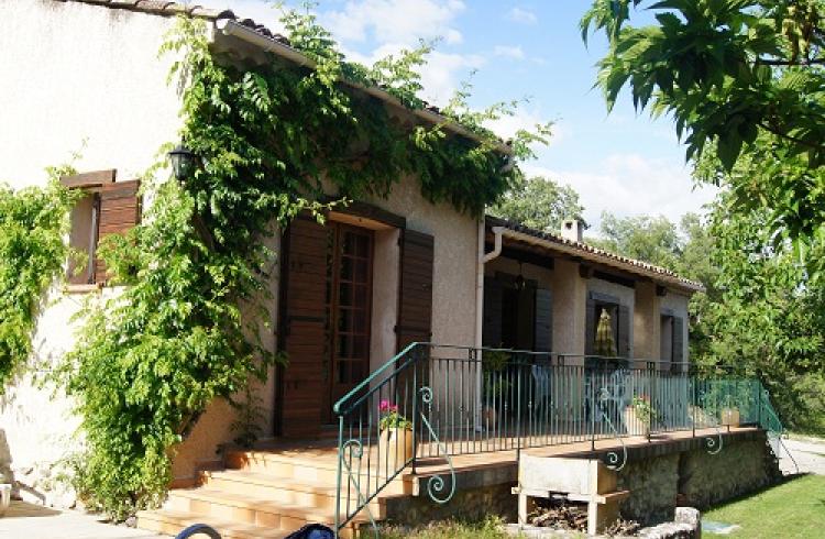 Villa avec terrasse - 