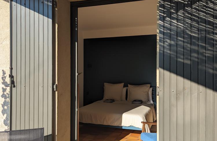 Vue extérieure sur chambre - 